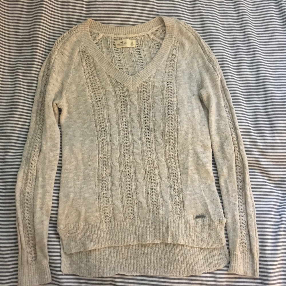 Hollister Cream V-Neck Knit Sweater, Size XS